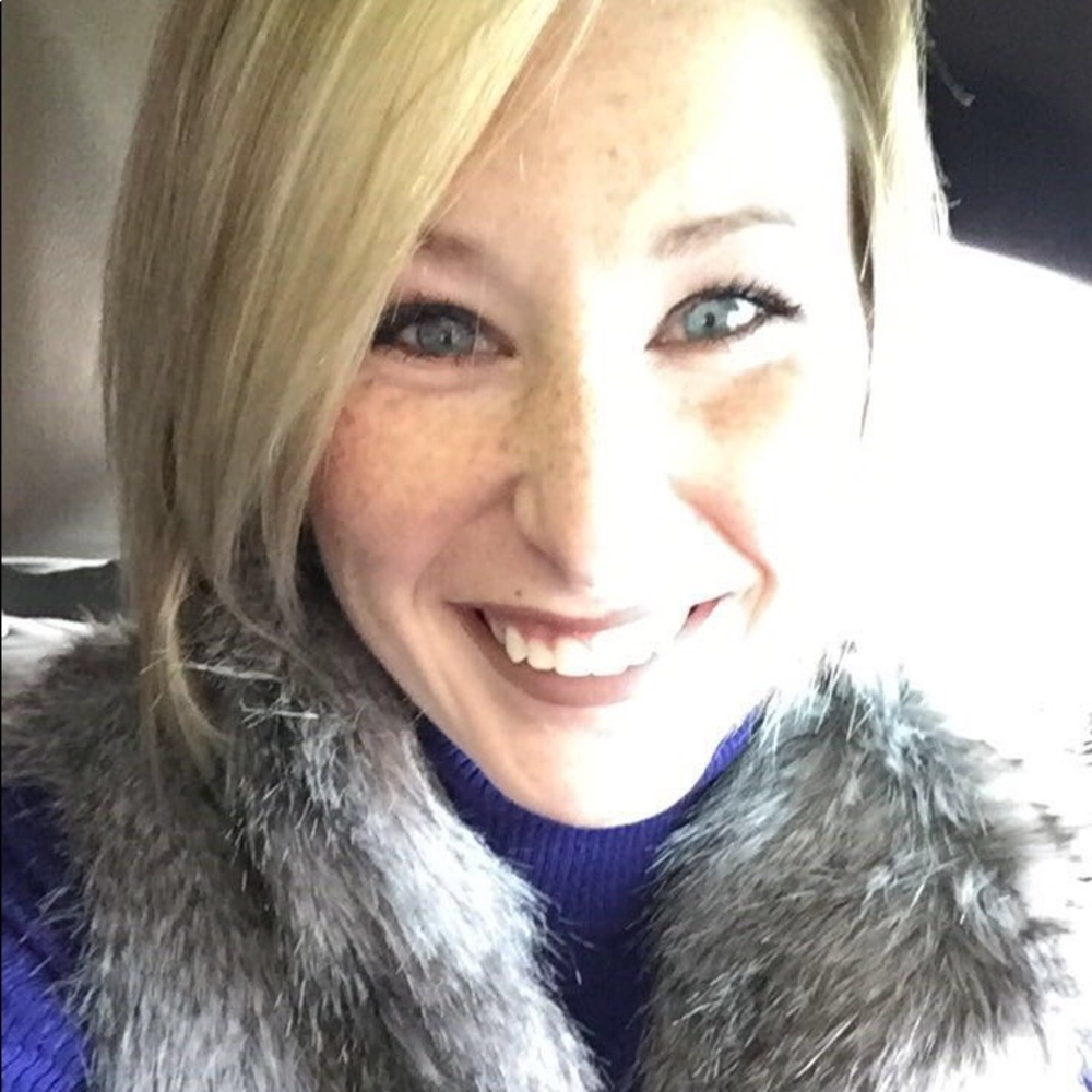 Meet your Posher, Jillian